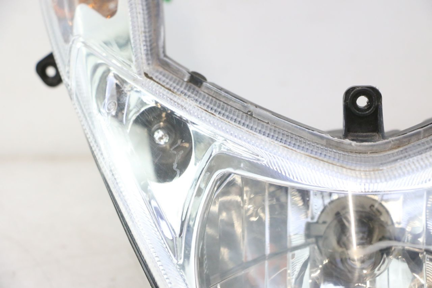 photo de VOORKOPLAMP PEUGEOT KISBEE 4T 50 (2010 - 2017) - Alternatieve hoek