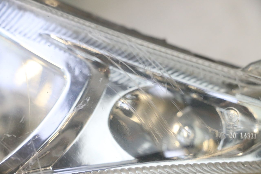 photo de VOORKOPLAMP PEUGEOT KISBEE 4T 50 (2018 - 2022) - Zoom op componenten
