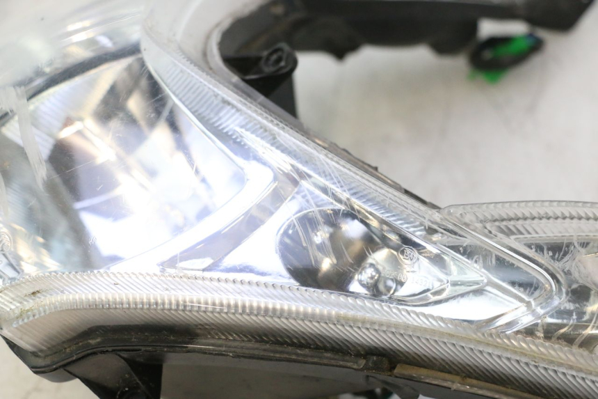 photo de VOORKOPLAMP PEUGEOT KISBEE 4T 50 (2018 - 2022) - Gecontroleerd onderdeel