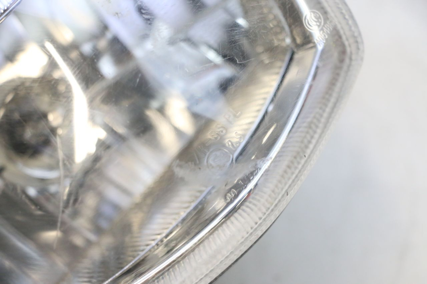 photo de VOORKOPLAMP PEUGEOT KISBEE 4T 50 (2023 - 2026) - Focus op structuur