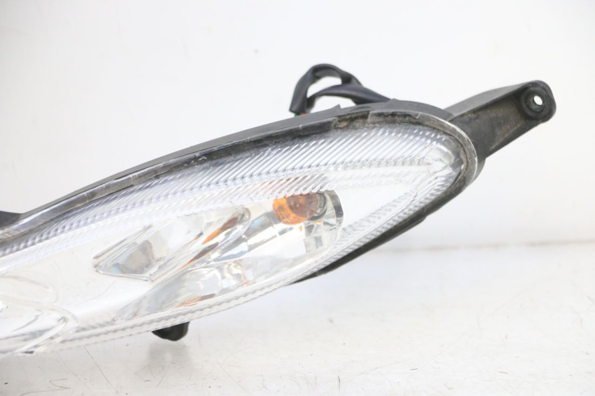 photo de VOORKOPLAMP PEUGEOT KISBEE 4T 50 (2023 - 2026) - Technische close-up