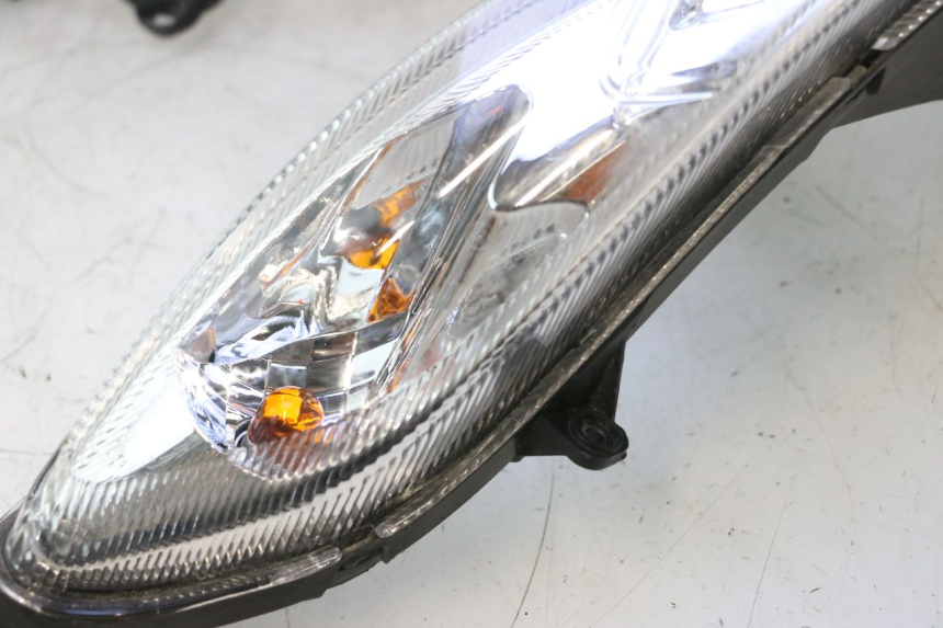 photo de VOORKOPLAMP PEUGEOT KISBEE 4T 50 (2023 - 2026) - Overzicht