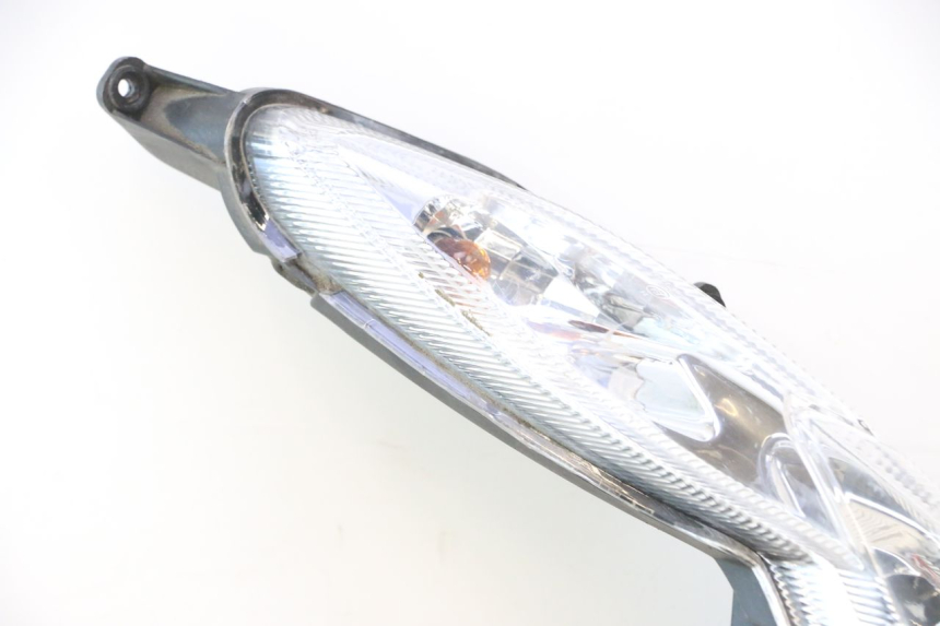 photo de VOORKOPLAMP PEUGEOT KISBEE 4T 50 (2018 - 2022) - Zoom op gebruiksstaat