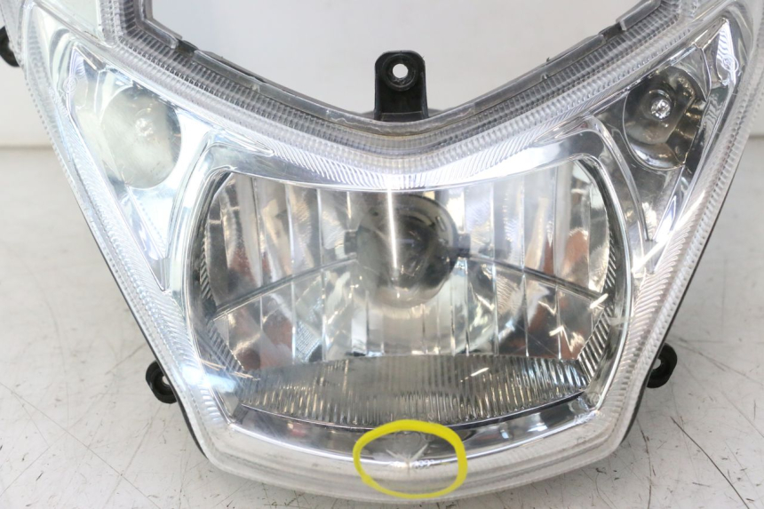 photo de VOORKOPLAMP PEUGEOT KISBEE 4T 50 (2018 - 2022) - Bevestigingspunten