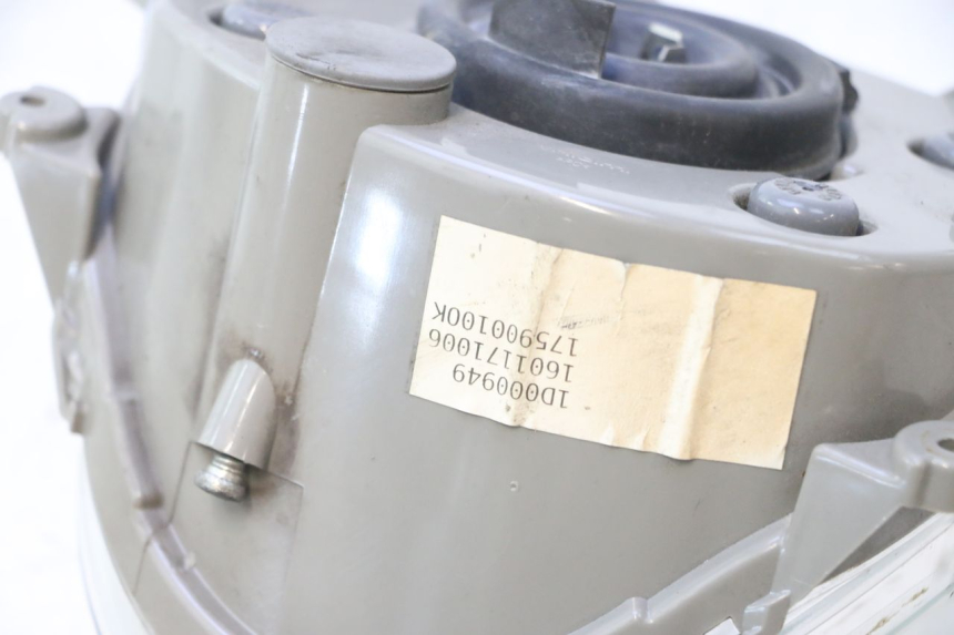 photo de KOPLAMP VOORZIJDE PIAGGIO LIBERTY IGET 4T 50 (2015 - 2020) - Technische close-up