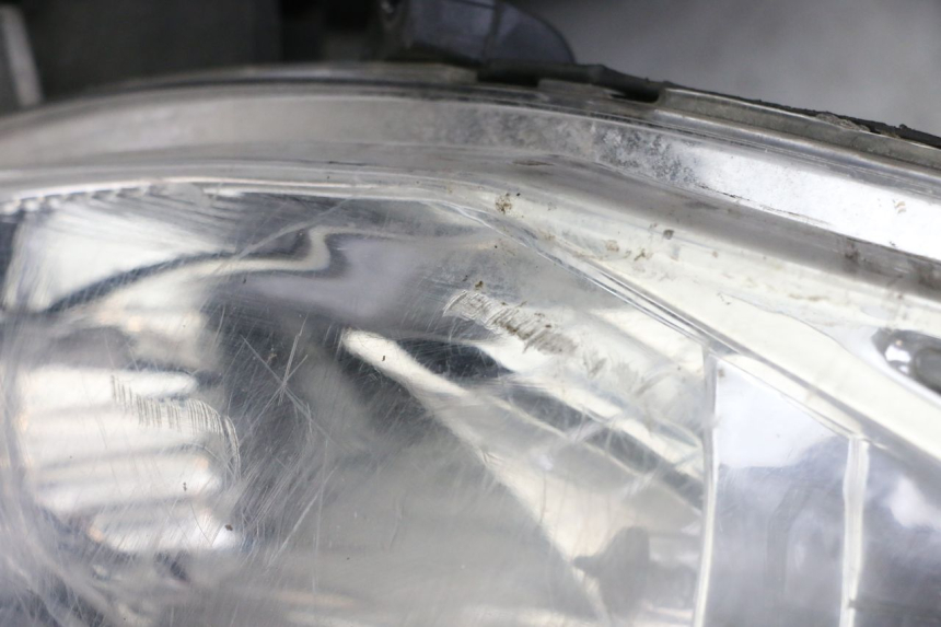 photo de VOORKOPLAMP LONGJIA SHARPY 125 (2020 - 2024) - Staat van het oppervlak