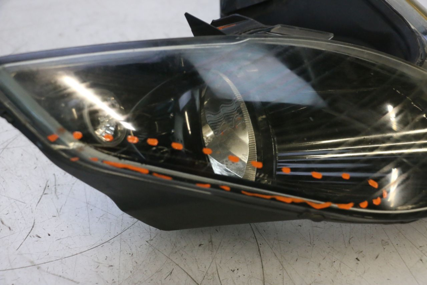 photo de VOORKOPLAMP PIAGGIO MP3 RL 250 (2006 - 2010) - Zoom op gebruiksstaat