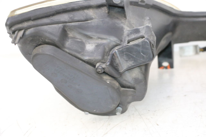 photo de VOORKOPLAMP PIAGGIO MP3 RL 250 (2006 - 2010) - Zoom op gebruiksstaat