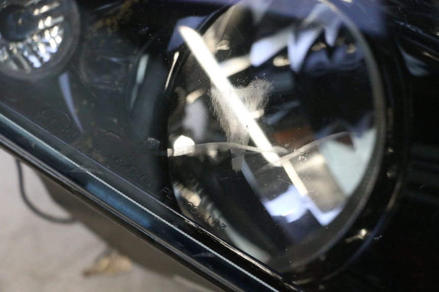 photo de VOORKOPLAMP PIAGGIO MP3 125 (2006 - 2014) - Zoom op gebruiksstaat