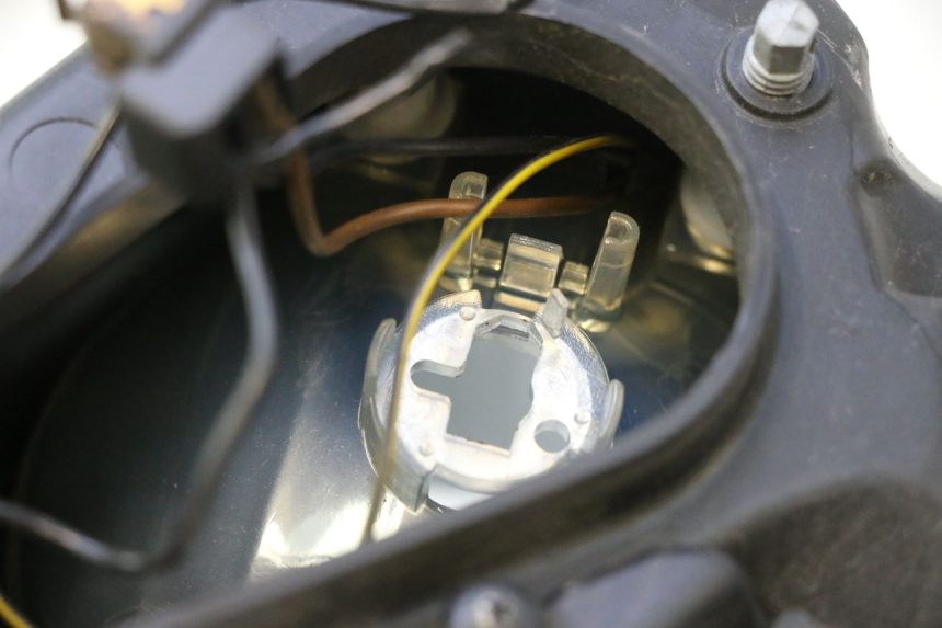 photo de VOORKOPLAMP PIAGGIO MP3 125 (2006 - 2014) - Overzicht