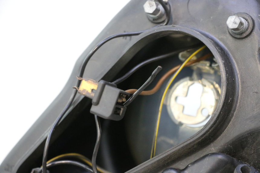 photo de VOORKOPLAMP PIAGGIO MP3 125 (2006 - 2014) - Staat van het oppervlak