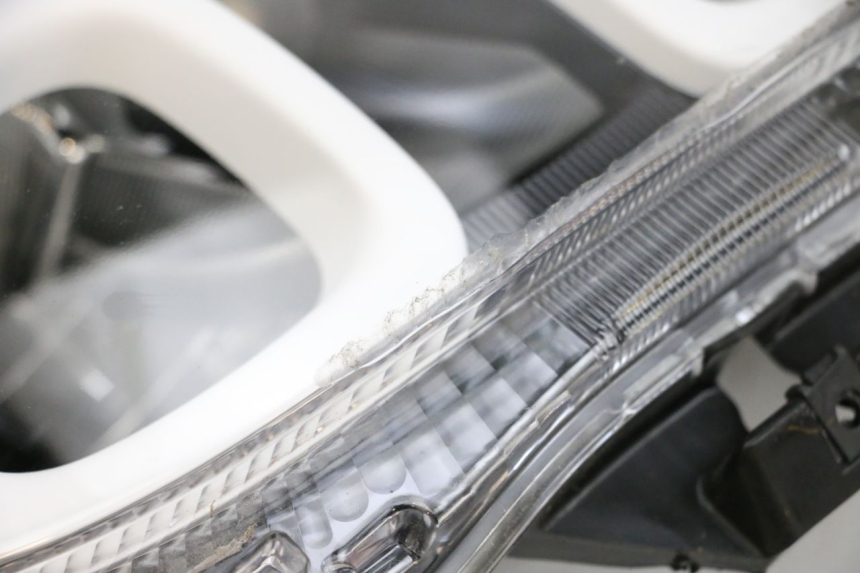 photo de VOORKOPLAMP YAMAHA NEO'S CORE 1 (2022 - 2026) - Kenmerkende details