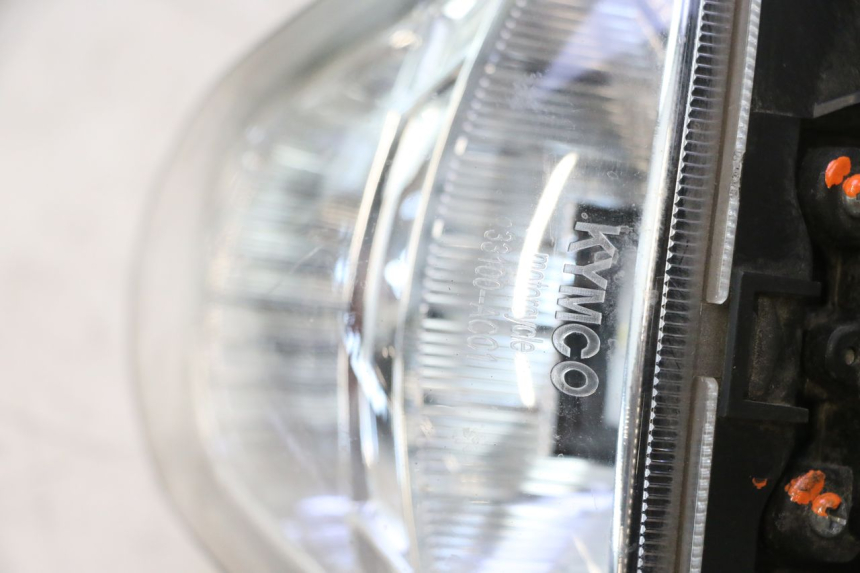 photo de VOORKOPLAMP KYMCO LIKE 4T 50 (2019 - 2025) - Zoom op gebruiksstaat