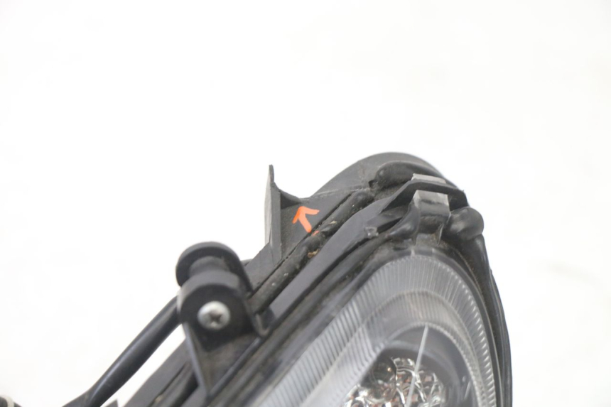 photo de VOORKOPLAMP PIAGGIO NRG POWER PUREJET 50 (2018 - 2021) - Zoom op gebruiksstaat