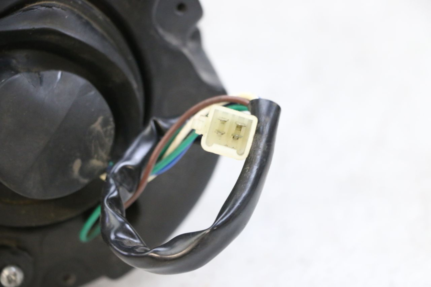 photo de VOORKOPLAMP JM MOTORS OLDIES GT 4T 50 (2018 - 2025) - Bevestigingspunten