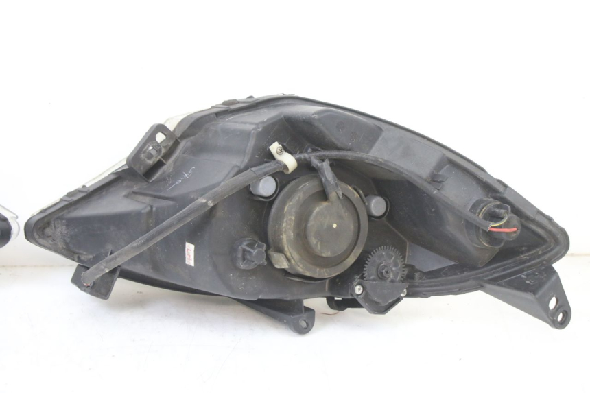 photo de KOPLAMP VOORZIJDE PEUGEOT SATELIS 125 (2013 - 2018) - Gecontroleerd onderdeel