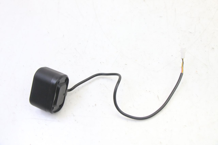 photo de VOORKOPLAMP PUNK ELECTRIC RIDER 1 - Zoom op gebruiksstaat