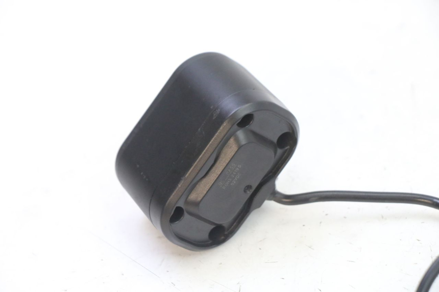 photo de VOORKOPLAMP PUNK ELECTRIC RIDER 1 - Andere kijkhoek