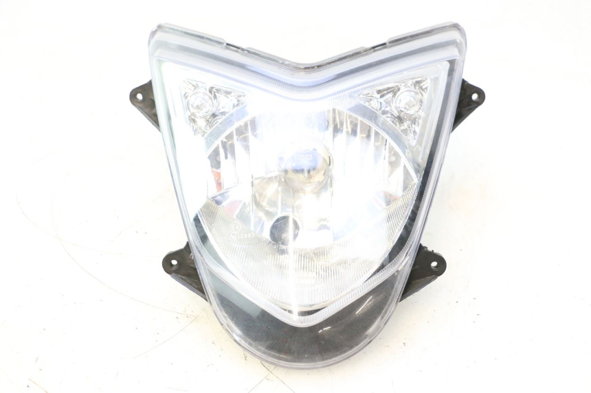photo de VOORKOPLAMP TNT MOTOR ROMA 10' 2T 50 (2011 - 2018) - Kenmerkende details