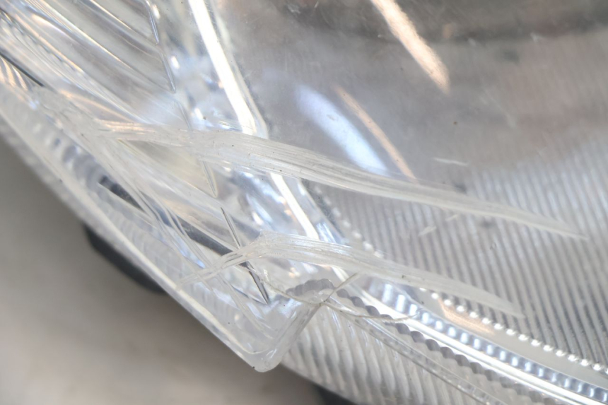 photo de VOORKOPLAMP KEEWAY RY6 2T 50 (2011 - 2019) - Zoom op gebruiksstaat