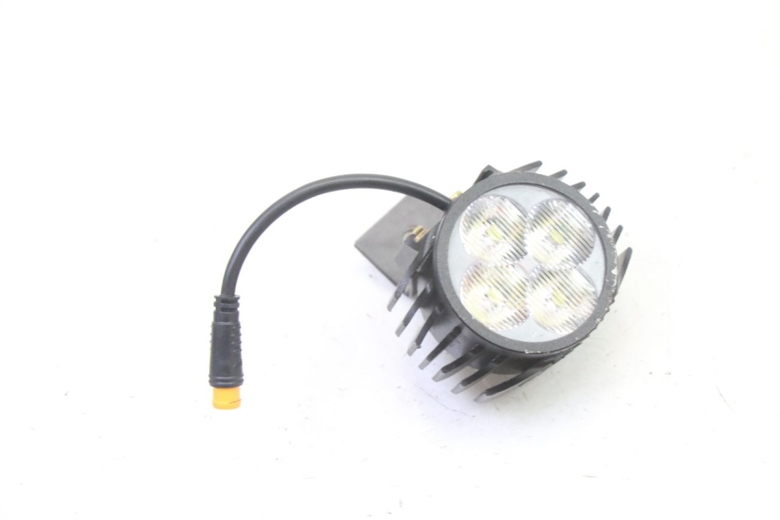 photo de VOORKOPLAMP HERO S10 1 - Andere kijkhoek