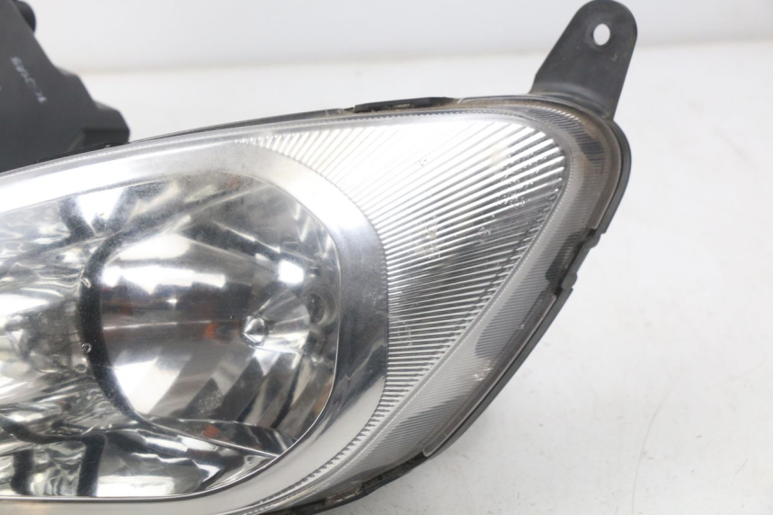 photo de VOORKOPLAMP DAELIM S2 125 (2006 - 2007) - Bevestigingspunten