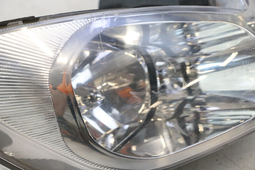 photo de VOORKOPLAMP DAELIM S2 125 (2006 - 2007) - Markeringen en referenties