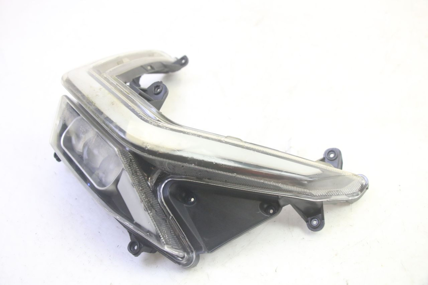 photo de VOORKOPLAMP JM MOTORS SANTANA EVO 50 (2024 - 2026) - Staat van het oppervlak