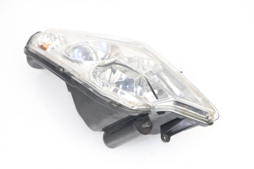 photo de VOORKOPLAMP PEUGEOT SATELIS COMPRESSOR K15 125 (2006 - 2009) - Detail van het onderdeel