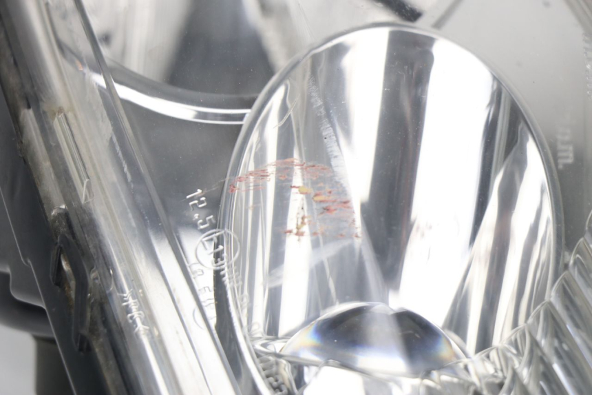 photo de VOORKOPLAMP PEUGEOT SATELIS COMPRESSOR K15 125 (2006 - 2009) - Staat van het oppervlak