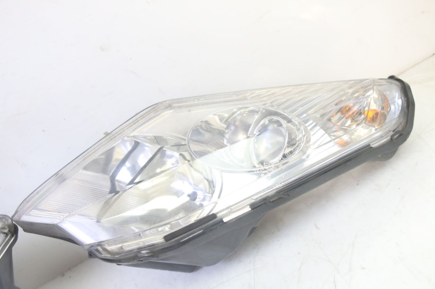 photo de VOORKOPLAMP PEUGEOT SATELIS 125 (2006 - 2009) - Overzicht