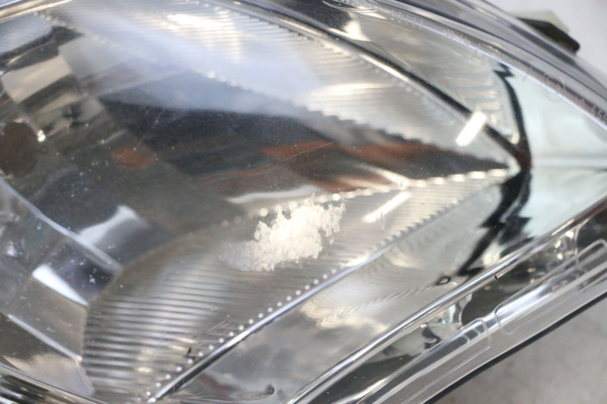 photo de KOPLAMP VOORZIJDE PEUGEOT SATELIS 125 (2013 - 2018) - Visuele inspectie