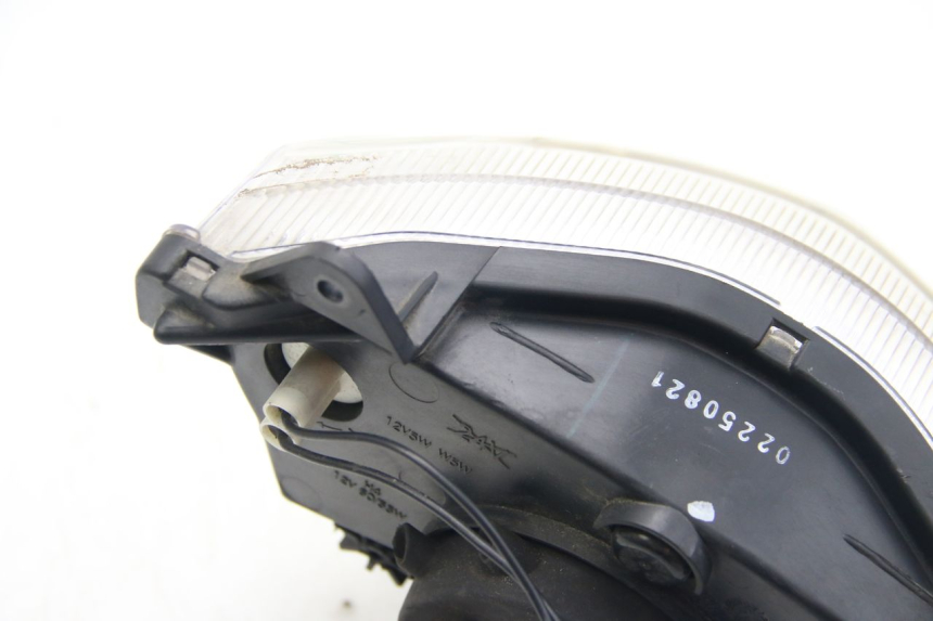 photo de VOORKOPLAMP SUZUKI SIXTEEN 125 (2008 - 2010) - Productaanzicht