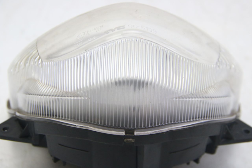 photo de VOORKOPLAMP SUZUKI SIXTEEN 125 (2008 - 2010) - Andere kijkhoek