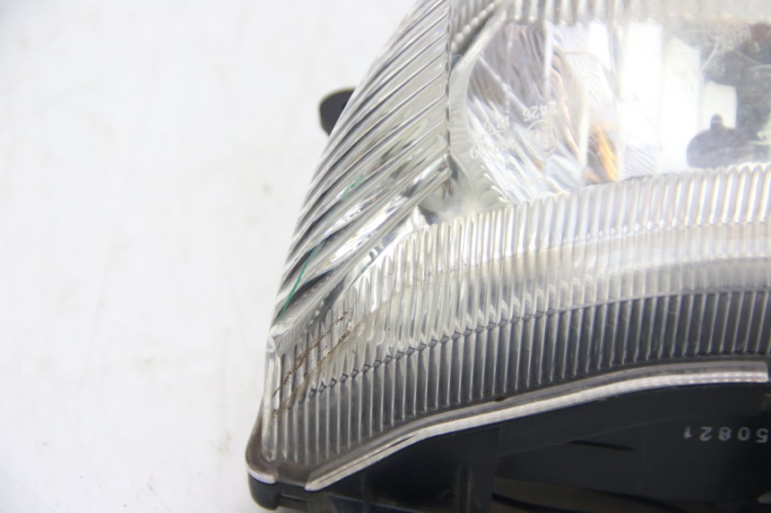 photo de VOORKOPLAMP SUZUKI SIXTEEN 125 (2008 - 2010) - Gecontroleerd onderdeel