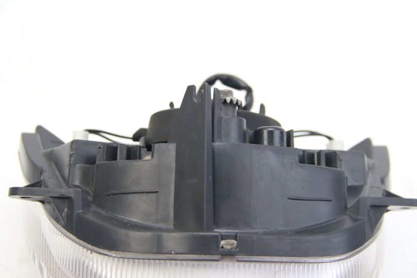 photo de VOORKOPLAMP SUZUKI SIXTEEN 125 (2008 - 2010) - Markeringen en referenties