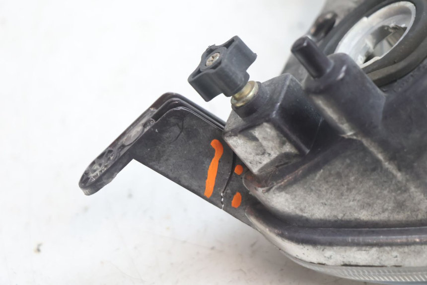 photo de KOPLAMP VOOR APRILIA SR 2T 50 (2012 - 2017) - Technische close-up