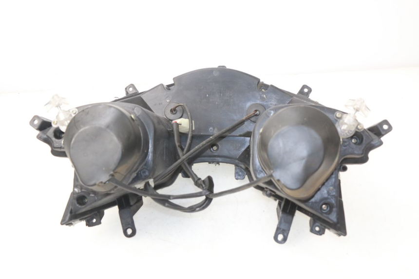 photo de VOORKOPLAMP RAZZO STEED 125 (2012 - 2018) - Andere kijkhoek