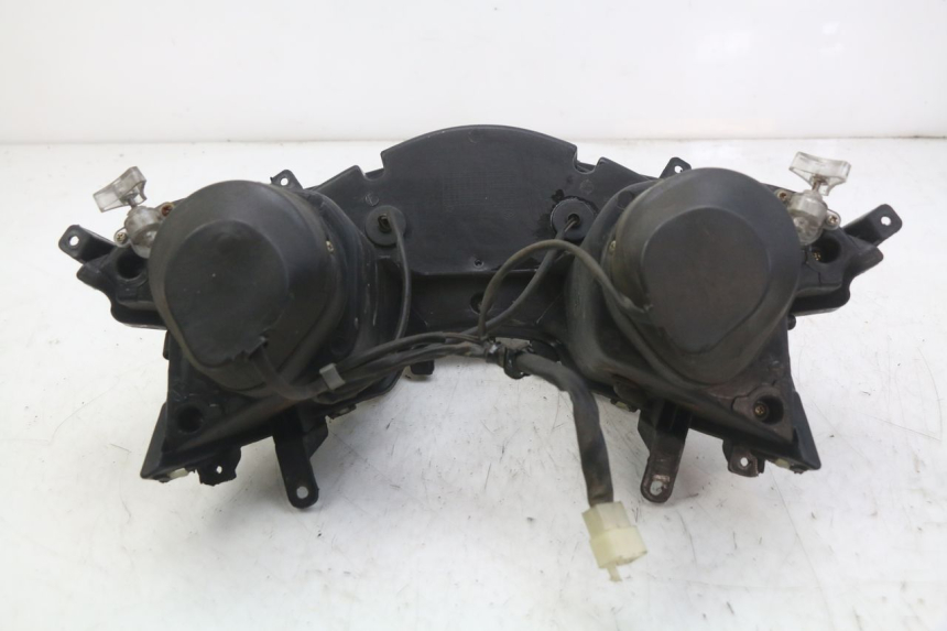 photo de VOORKOPLAMP RAZZO STEED 125 (2012 - 2018) - Zoom op gebruiksstaat