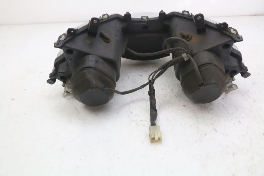 photo de VOORKOPLAMP RAZZO STEED 125 (2012 - 2018) - Bevestigingspunten