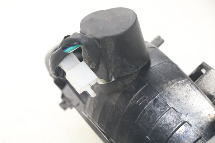 photo de VOORKOPLAMP FYM STRADA 50 (2007 - 2014) - Zoom op gebruiksstaat