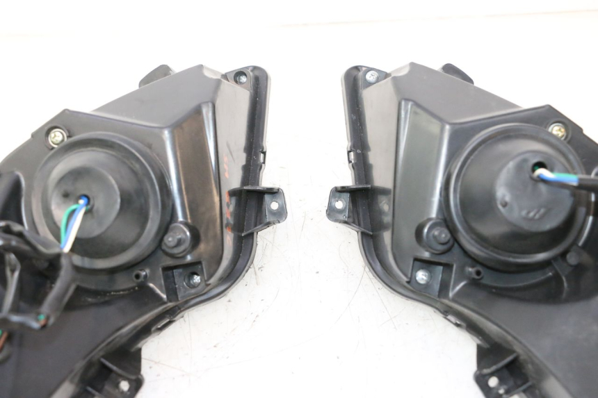 photo de VOORKNIPPERLICHT VASTRO STREET S 50 (2016 - 2021) - Technische close-up