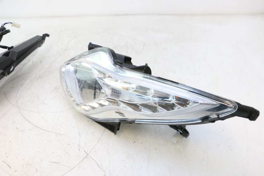 photo de VOORKNIPPERLICHT VASTRO STREET S 50 (2016 - 2021) - Gecontroleerd onderdeel