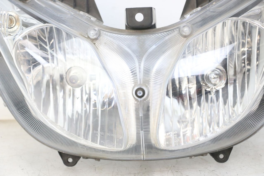 photo de VOORKOPLAMP SUZUKI BURGMAN 125 (2018 - 2021) - Zoom op componenten