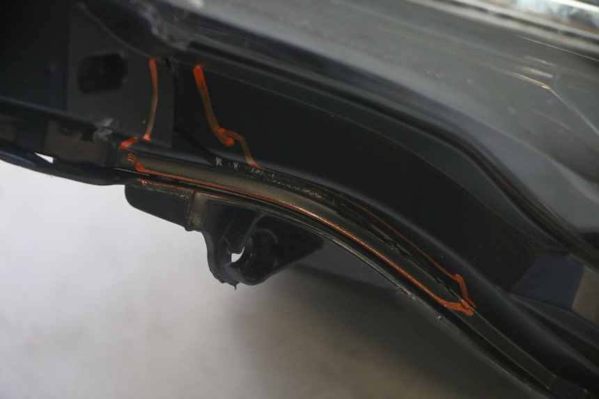 photo de VOORKOPLAMP YAMAHA TRICITY 300 (2020 - 2024) - Staat van het oppervlak