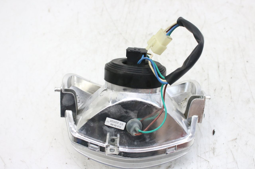 photo de KOPLAMP VOOR PEUGEOT TWEET 4T 50 (2010 - 2014) - Zoom op gebruiksstaat