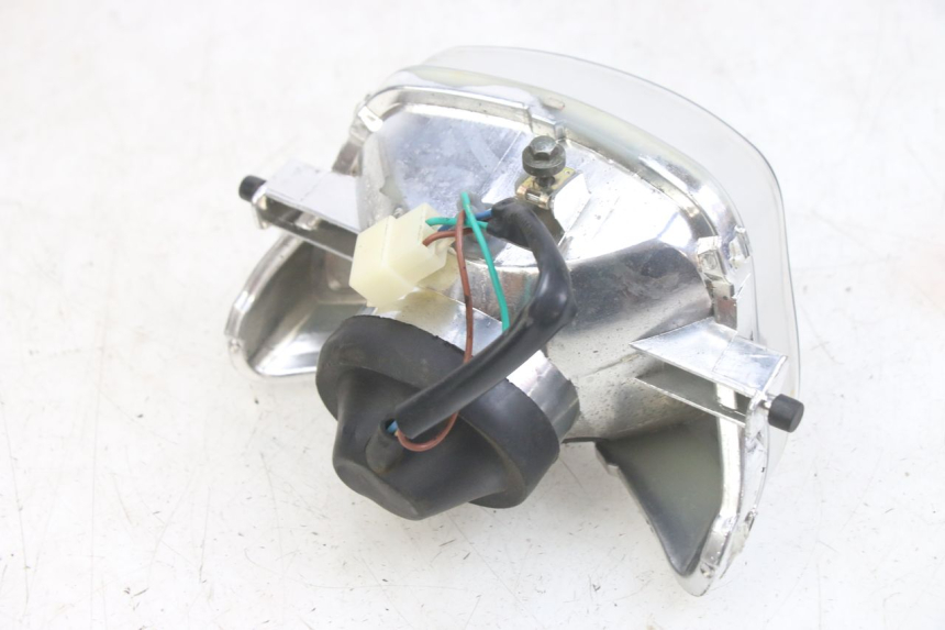 photo de VOORKOPLAMP PEUGEOT TWEET 4T 50 (2014 - 2019) - Bevestigingspunten