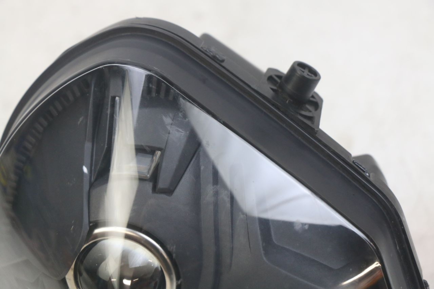 photo de VOORKOPLAMP MOTRAC URBAN 4T 50 (2016 - 2024) - Gecontroleerd onderdeel