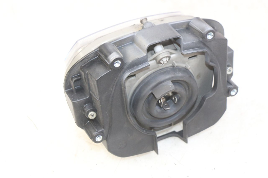 photo de VOORKOPLAMP PIAGGIO VESPA SPRINT 2T 50 (2014 - 2018) - Bevestigingspunten