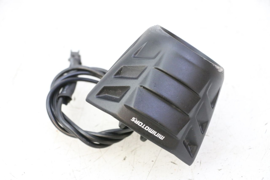 photo de VOORKOPLAMP DUALTRON VICTOR LIMITED 1 - Bevestigingspunten